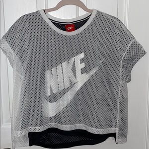 Nike tshirt
